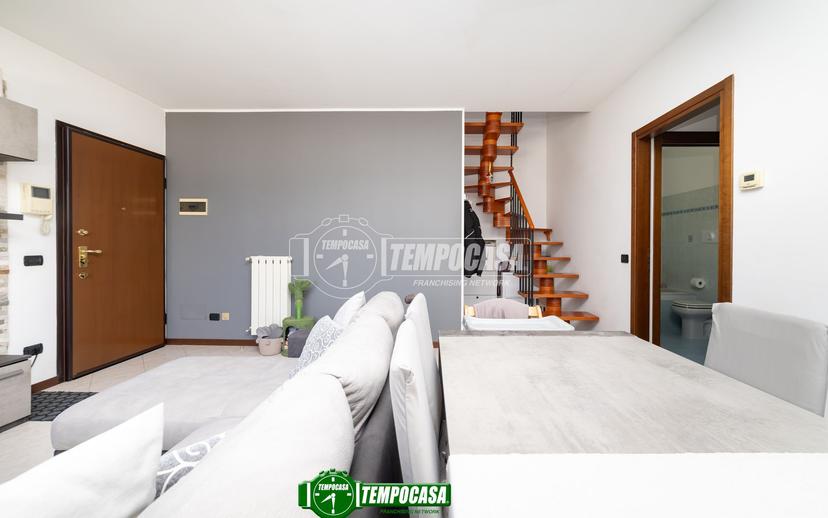 Bilocale in Via Don Giovanni Minzoni 12, Cavenago di Brianza — foto 3 di 5