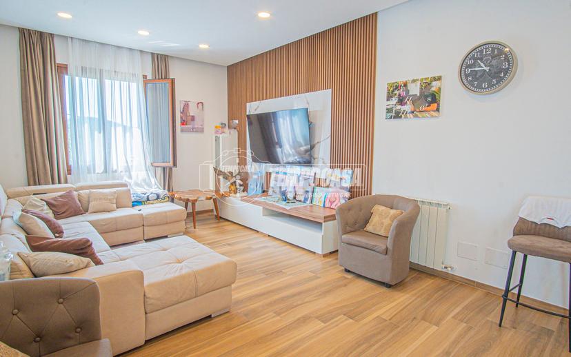 Casa indipendente in Via delle Fragole, Casarza Ligure — foto 3 di 5