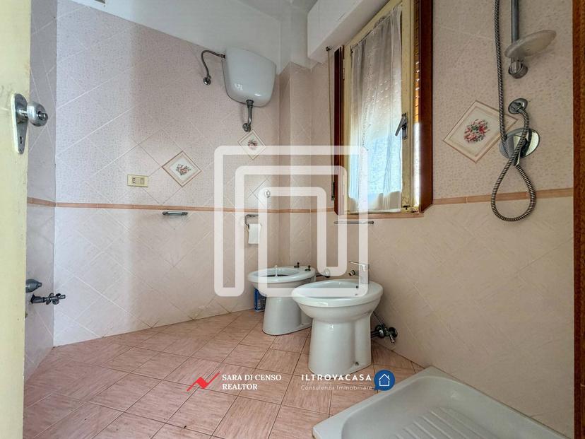 Casa indipendente in Via Badia 3, Sulmona