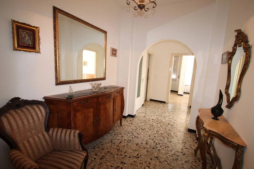 Trilocale in Via Montevideo 1., Borghetto Santo Spirito — foto 5 di 5