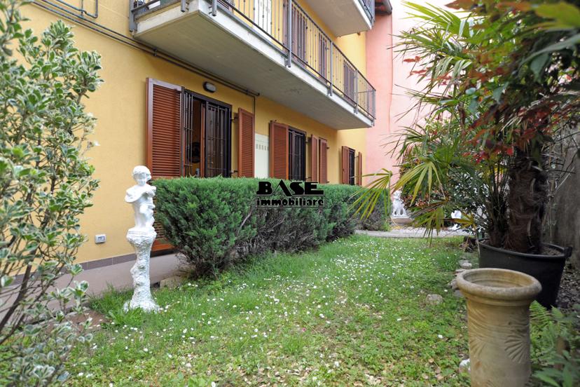 Trilocale in Via Vittorio Veneto, Lomazzo — foto 2 di 5