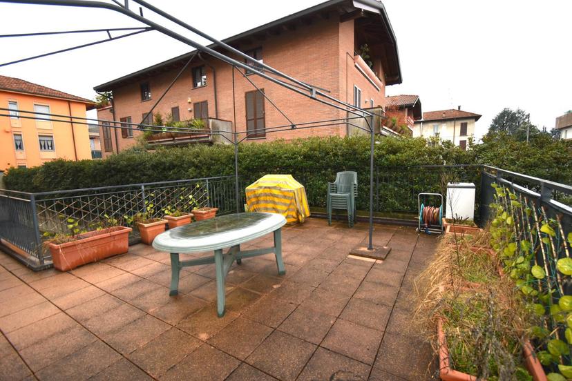 Trilocale in Via Cadorna 12, Bernareggio — foto 4 di 5