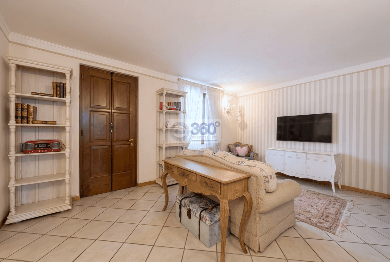 Trilocale in Via Fenice, Adro