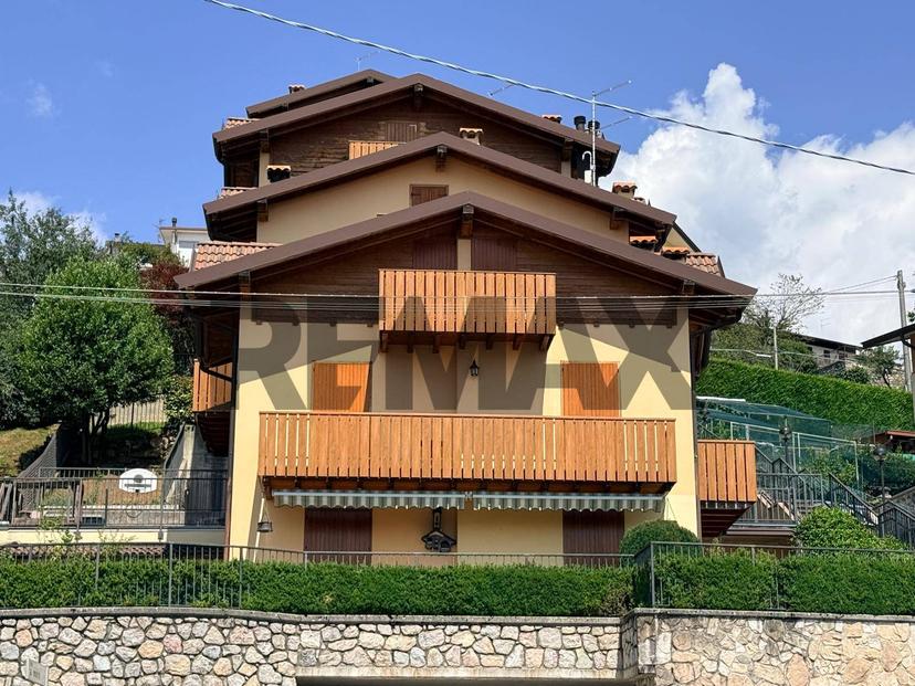 Bilocale in Via Belvedere 1, Costa Serina — foto 2 di 5