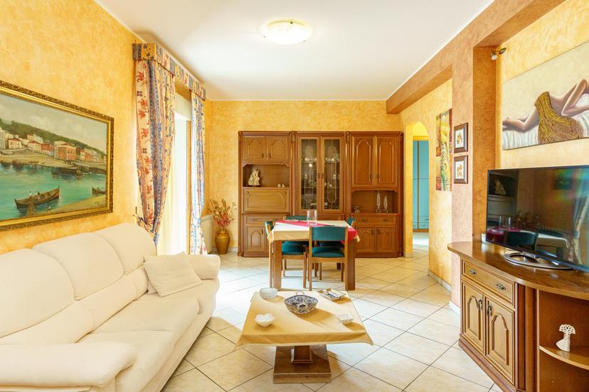 Quadrilocale in Via Camillo Benso Conte di Cavour 2, Viagrande — foto 2 di 5