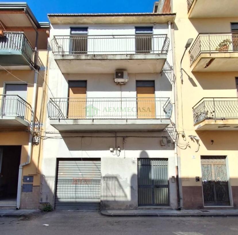 Casa indipendente in Via Vincenzo Gemito 25, Catania