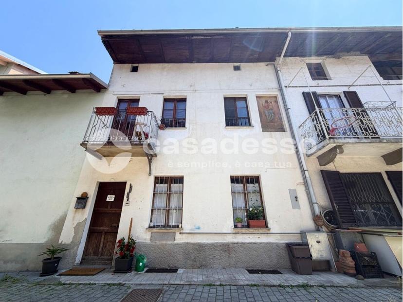 Villa a schiera in Frazione Pratrivero 114, Valdilana — foto 2 di 5
