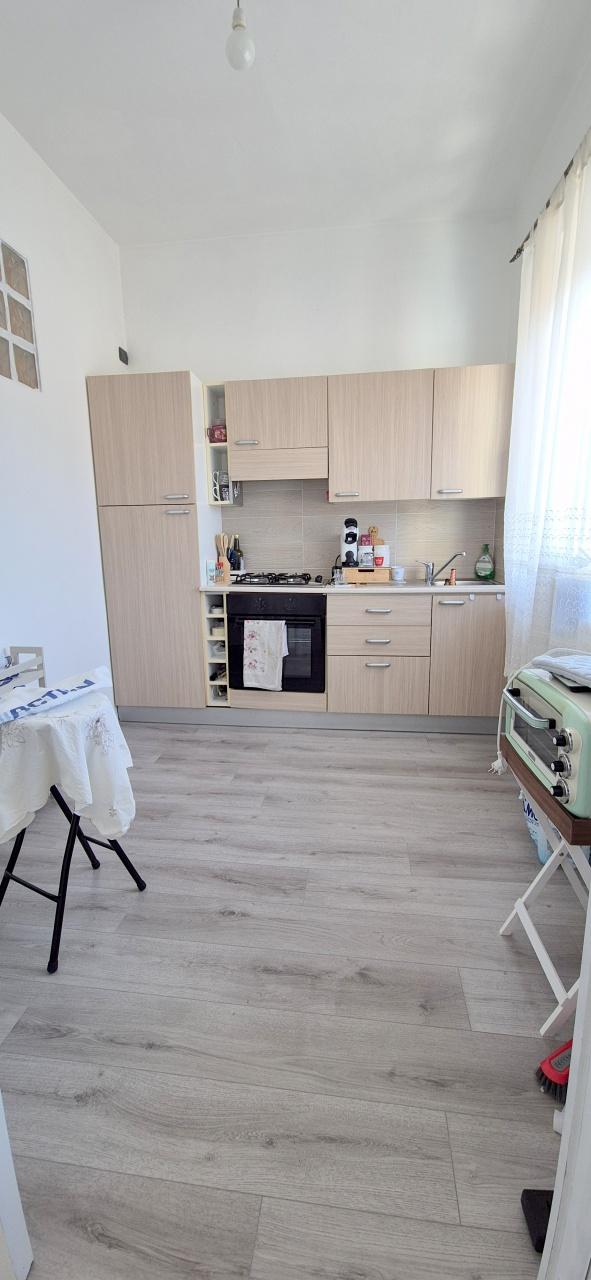 Trilocale in Via Piave  2, Chivasso
