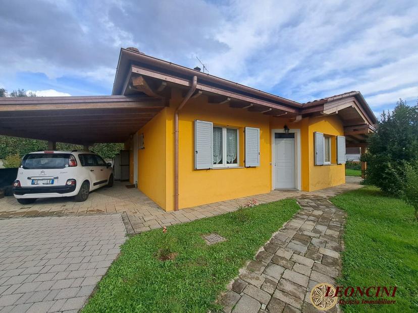 Villa in Viale Lunigiana 52, Villafranca in Lunigiana — foto 4 di 5