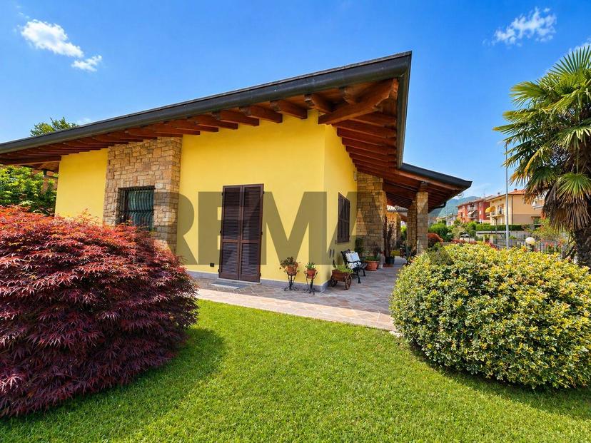 Villa, Cisano Bergamasco — foto 3 di 5