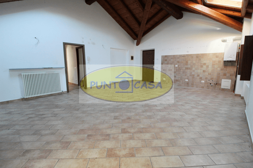 Mansarda in Via Emilio Azzi 86, San Colombano al Lambro — foto 5 di 5