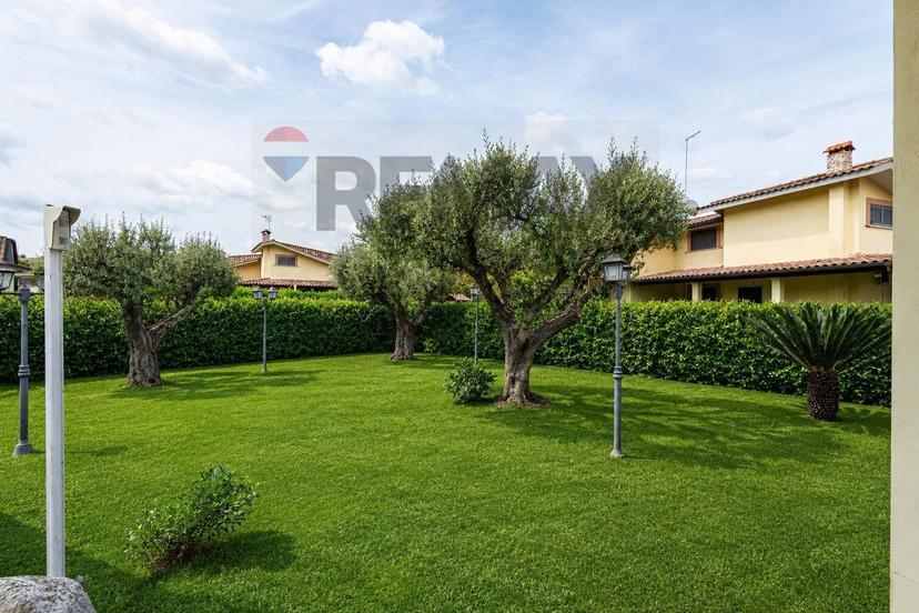 Villa in Via Tiberina 54/a, Capena — foto 3 di 5