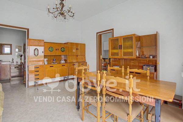 Trilocale in Viale Verbano 77, Gavirate — foto 5 di 5
