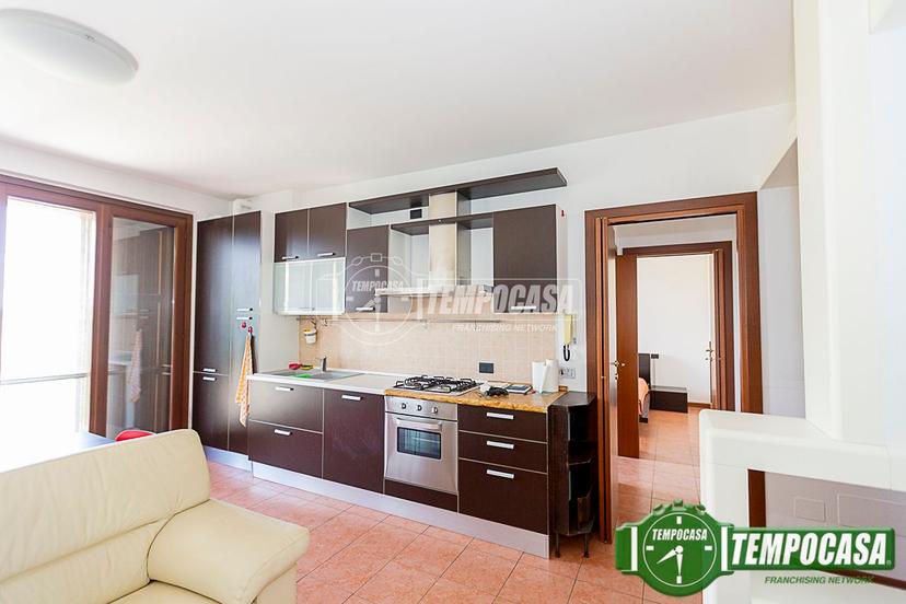Bilocale in Via Callisto Piazza, Abbadia Cerreto — foto 4 di 5