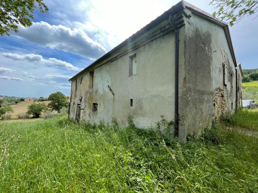 Rustico in Offagna, Ancona
