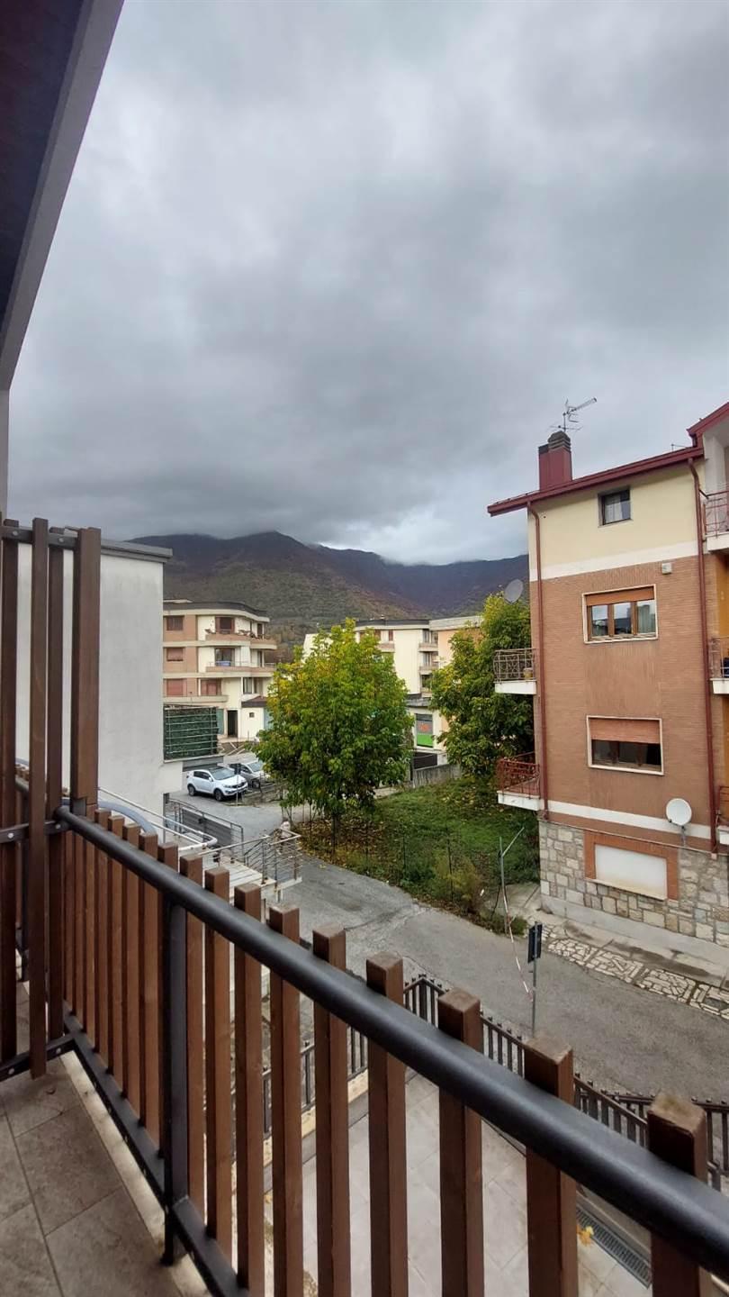 Quadrilocale in Via dei Caraceni, Castel di Sangro — foto 2 di 5