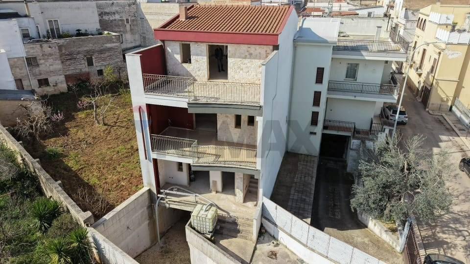 Trilocale in Via Camillo Benso di Cavour Sn, Grumo Appula