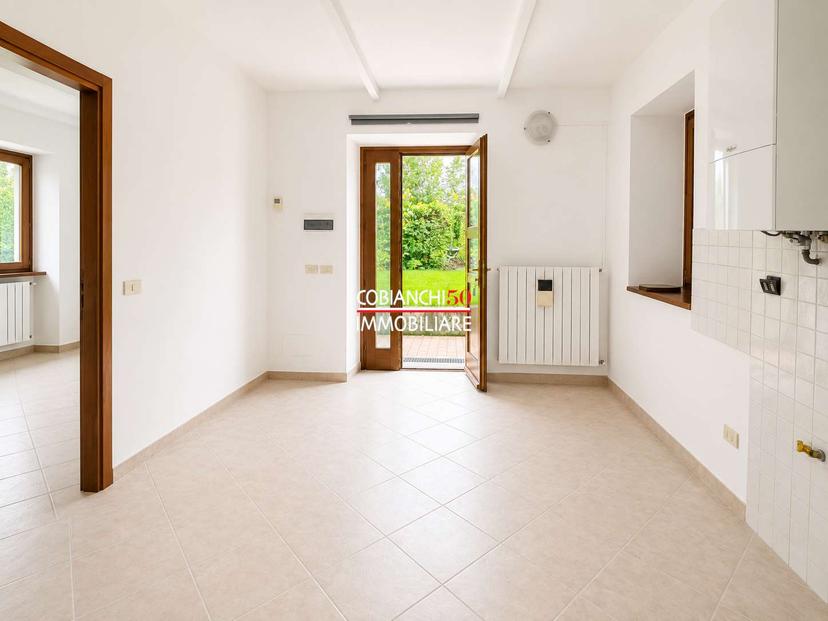 Villa, Bee — foto 5 di 5