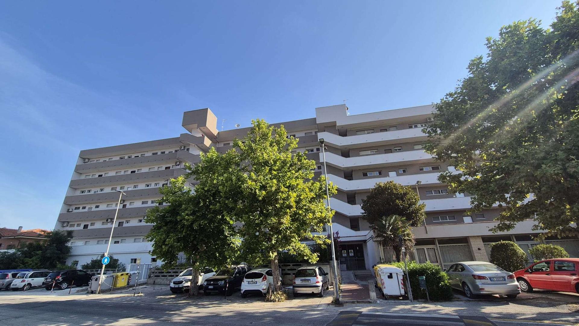 Quadrilocale in Via Lungomare Rocca Priora 17, Falconara Marittima