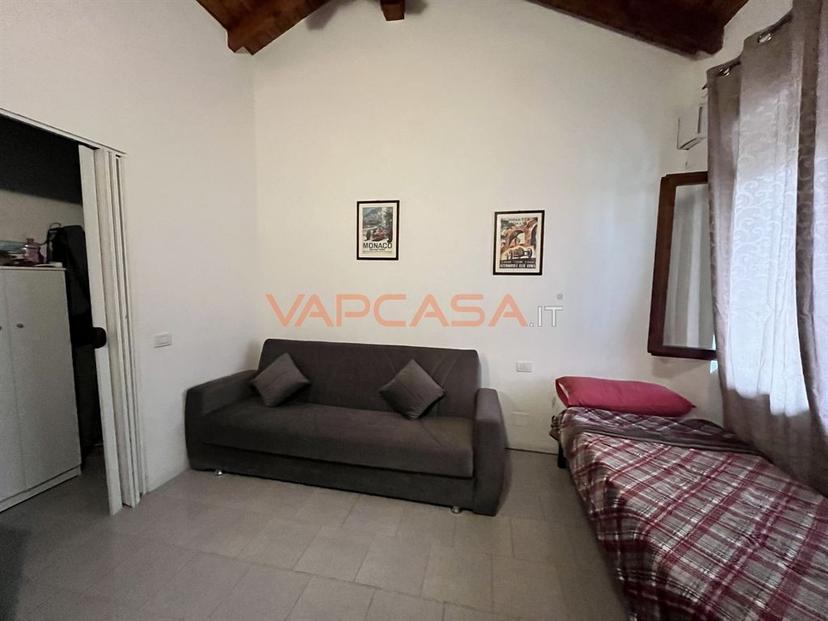 Bilocale in Via Giuseppe Mazzini, Romano di Lombardia — foto 4 di 5