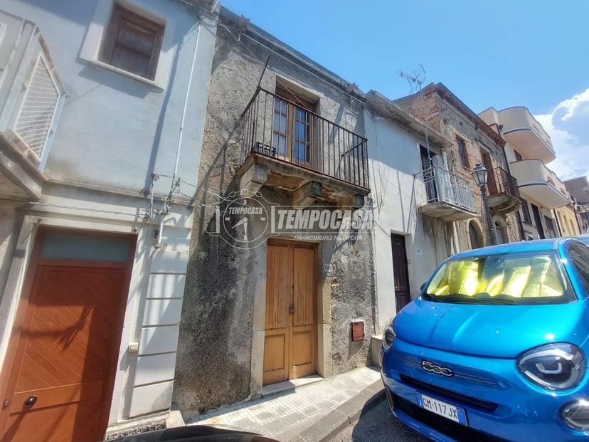 Trilocale in Via Immacolata, Falcone — foto 2 di 5