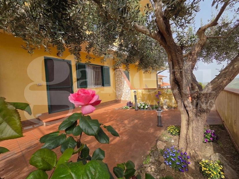 Trilocale in Via Kennedy 11, Marano Marchesato — foto 5 di 5