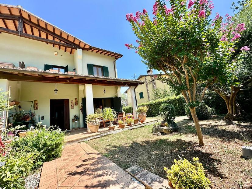 Villa in Via Serafino Borgiani 1, Spoleto — foto 4 di 5