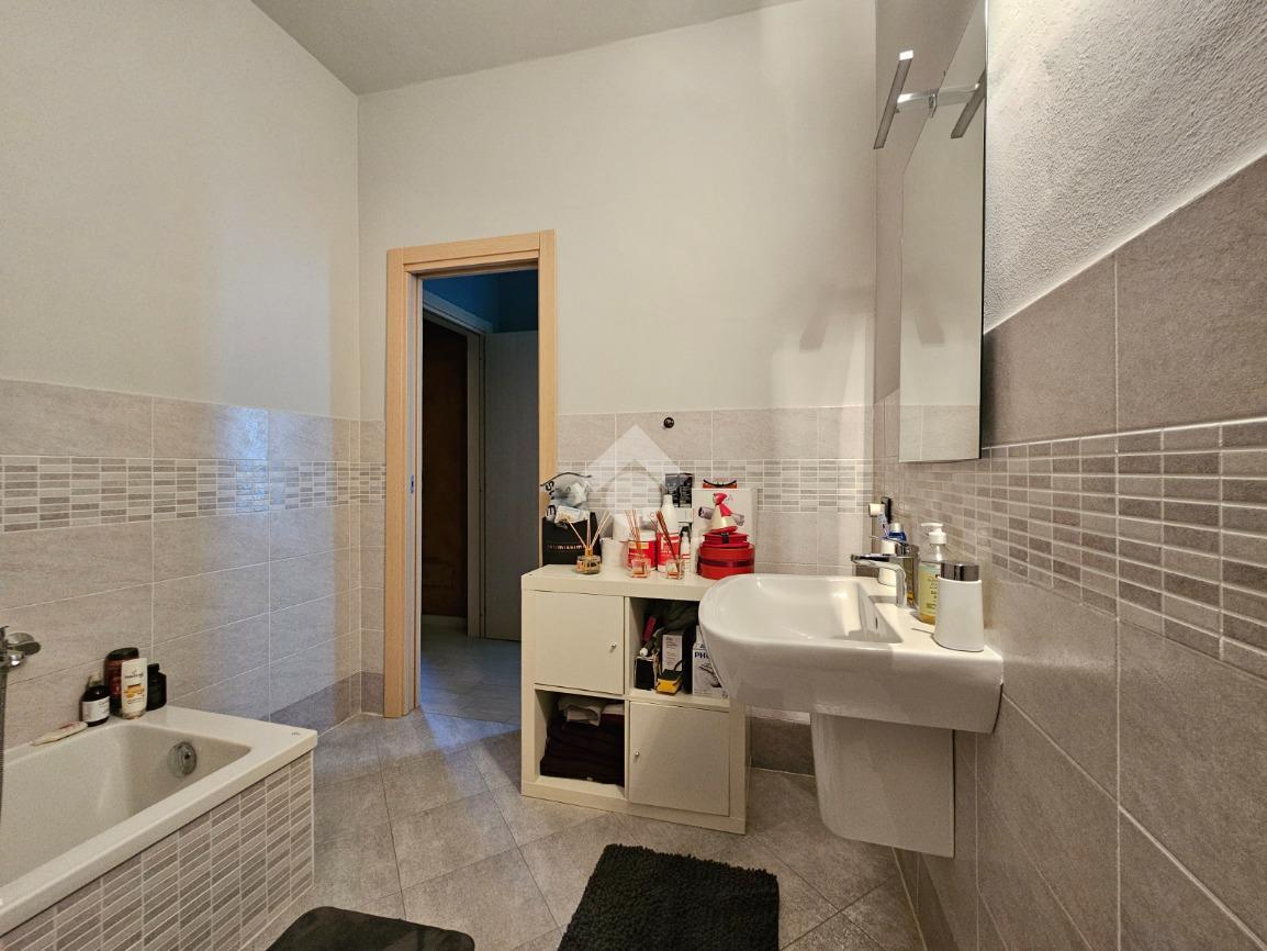 Quadrilocale in Via Massimo d'Azeglio 8, Nizza Monferrato