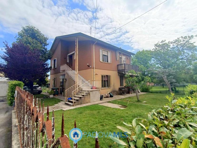 Casa indipendente in Via Antonio Zacco, Padova — foto 3 di 5