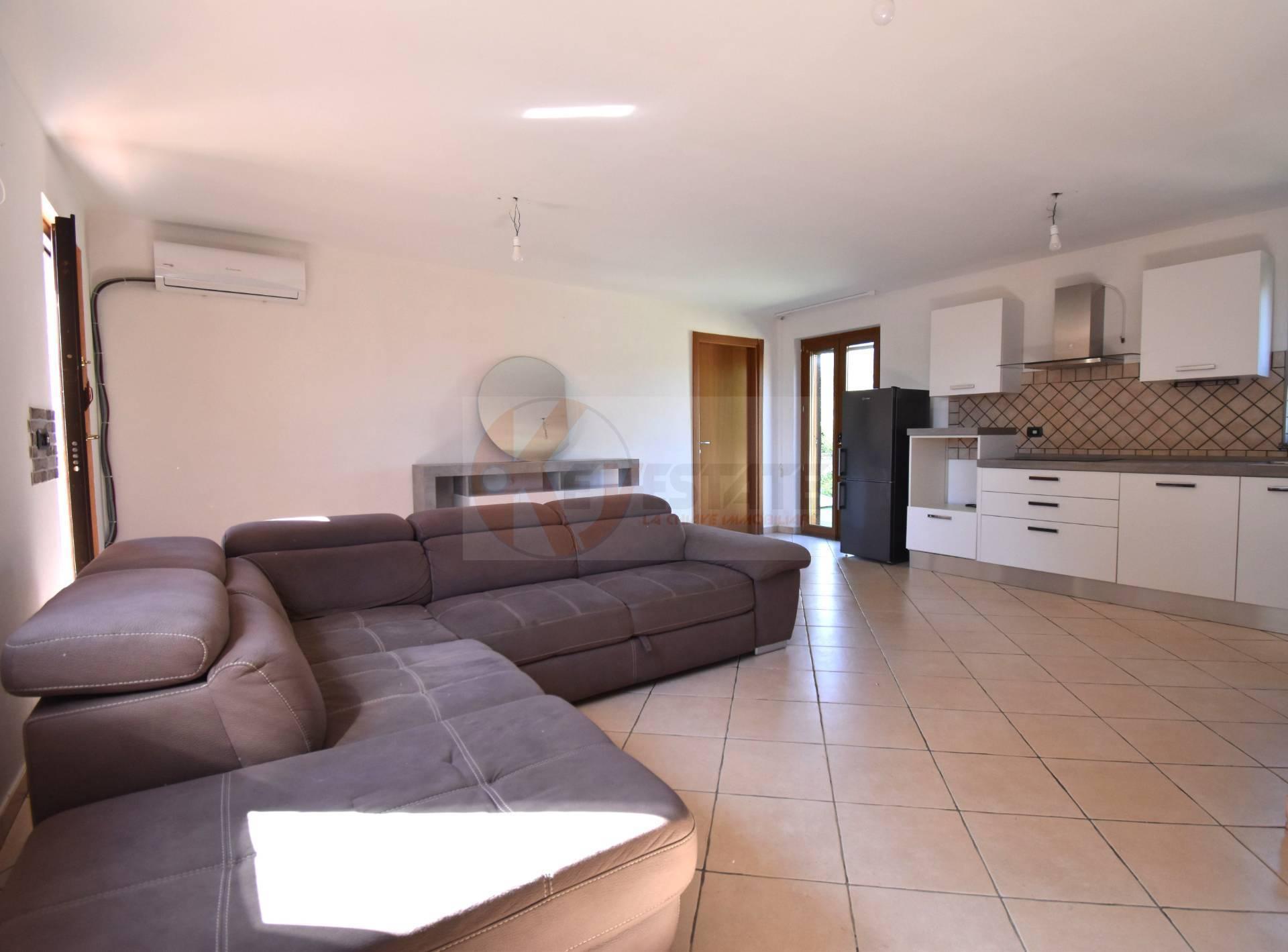 Casa indipendente in Regione l'Appiu Snc, Porto Torres