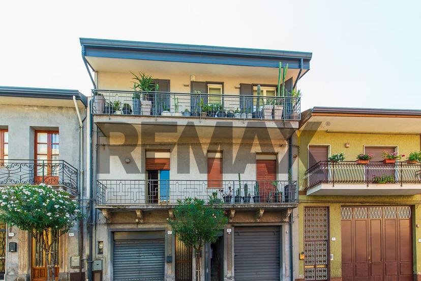 Trilocale in Via Garibaldi 118, Zafferana Etnea — foto 2 di 5