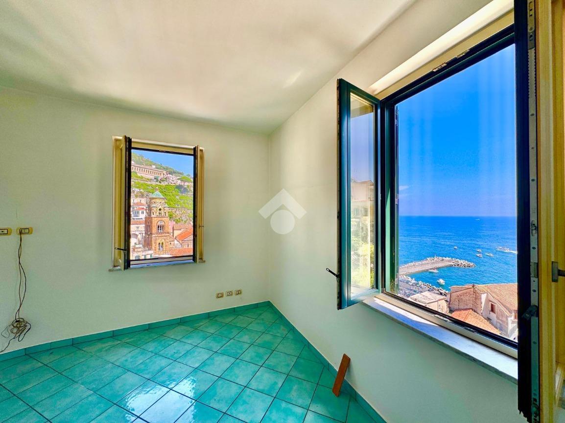 Trilocale in Salita Ruggiero II, Amalfi