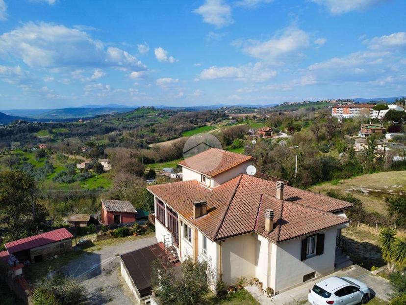 Villa in Viale Veneto Lotti, Magliano Sabina — foto 5 di 5