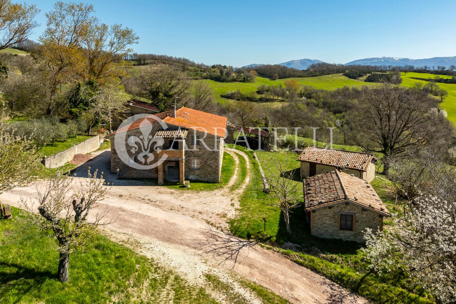 Rustico in Via degli Olivi 6, Valfabbrica