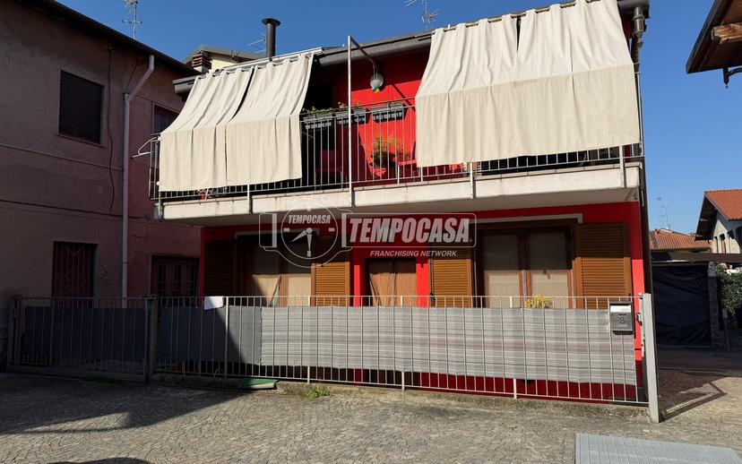 Casa indipendente in Vicolo Vittoria, Lazzate — foto 4 di 5