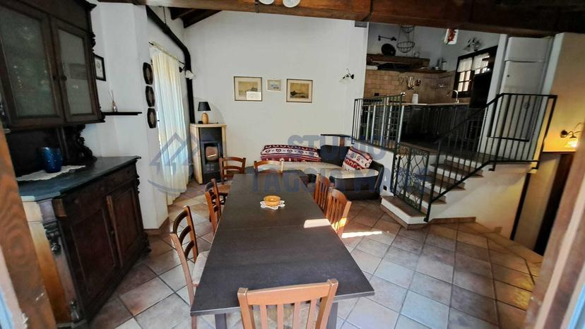 Villa a schiera in Piazza Roma, Molini di Triora — foto 4 di 5