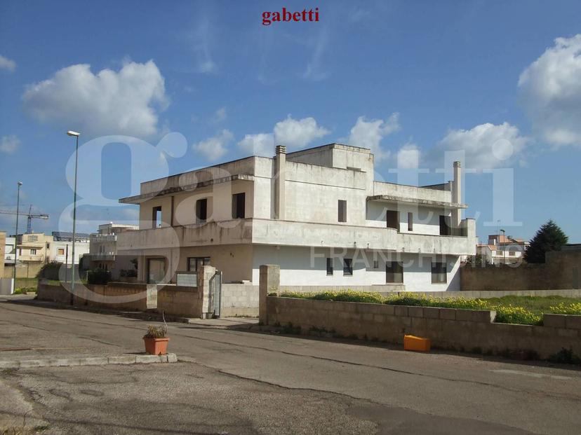 Appartamento in Via Giolitti, Tricase — foto 3 di 5