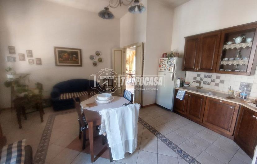 Appartamento in Via Ugo di Sant'Onofrio, Barcellona Pozzo di Gotto — foto 2 di 5