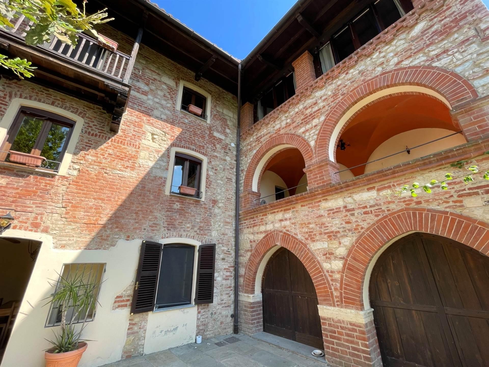Casa indipendente, Casale Monferrato