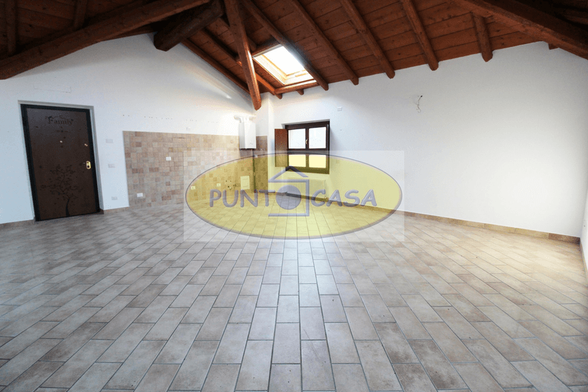 Mansarda in Via Emilio Azzi 86, San Colombano al Lambro