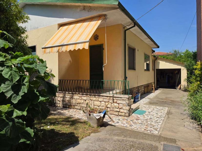 Casa indipendente in Via Trento, Seravezza — foto 5 di 5