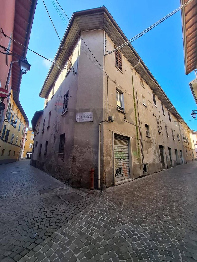 Rustico in Via Bartolomeo Rozzone 8, Treviglio — foto 3 di 5