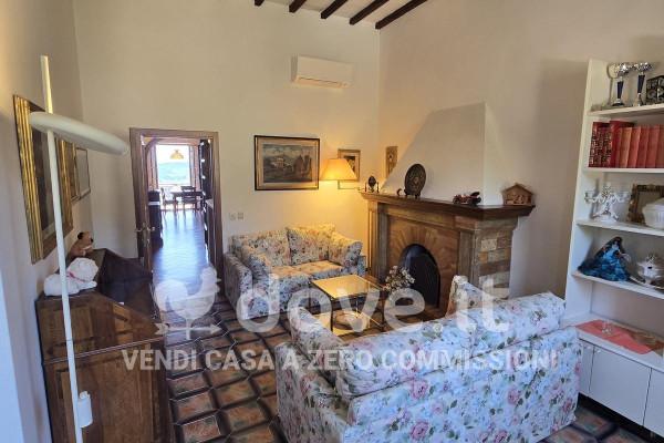 Appartamento in Via di Quercecchio, Snc, San Gimignano — foto 3 di 5
