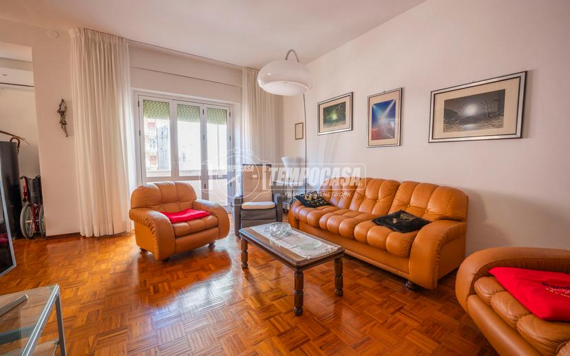 Quadrilocale in Viale Alcide De Gasperi 98, San Benedetto del Tronto