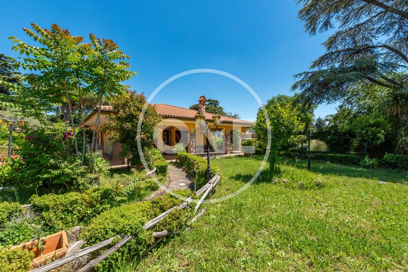 Villa unifamiliare in Via Nicola Martellotta 6, Grottaferrata — foto 2 di 5