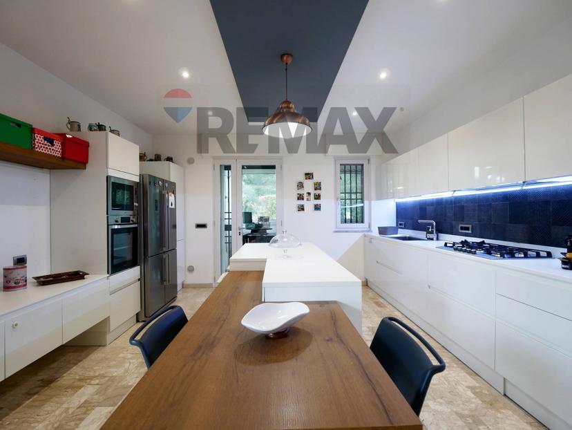 Villa in Strada Statale 16 Km 788+400, Giovinazzo — foto 5 di 5