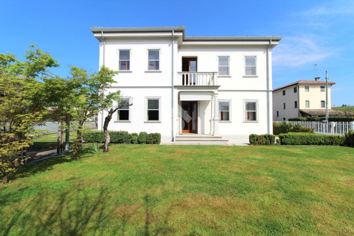 Villa in Via Monte Grappa 12, Caerano di San Marco