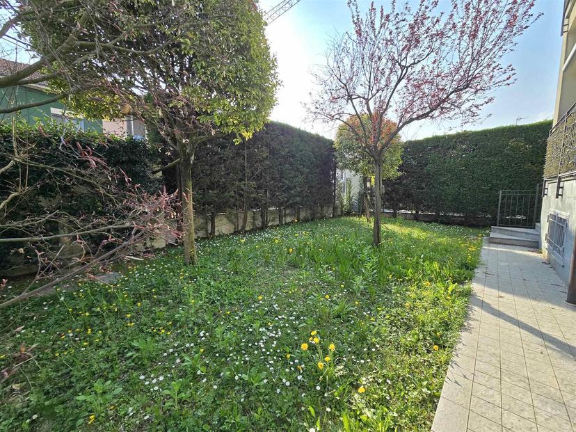 Quadrilocale in Via Gioia, Villasanta — foto 2 di 5