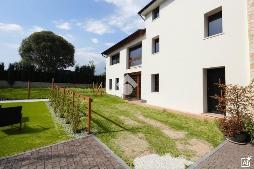 Villa in Via S. Gaetano 47, Castelcucco — foto 2 di 5