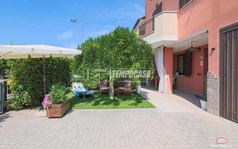 Villa a schiera in Via Don Lorenzo Milani, Massa Lombarda